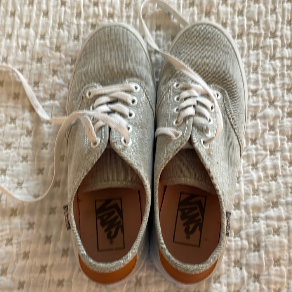 Women’s Vans shoes